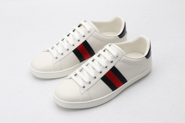 gi ace embroidered low-top sneaker