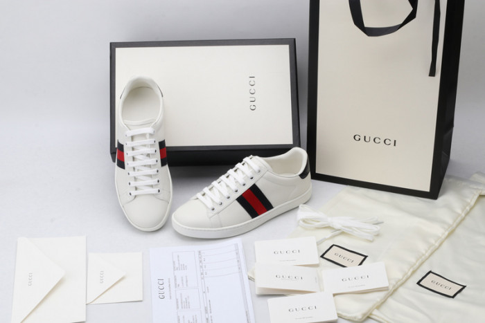 gi ace embroidered low-top sneaker