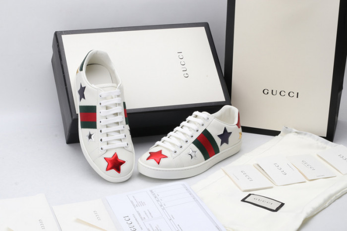 gi ace embroidered low-top sneaker