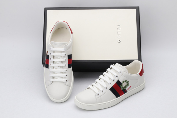 gi ace embroidered low-top sneaker