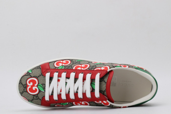 gi ace embroidered low-top sneaker