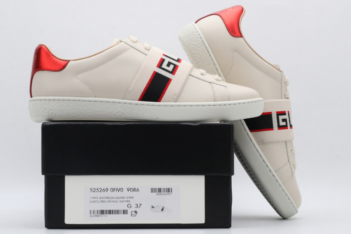 gi ace embroidered low-top sneaker