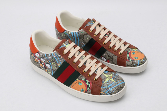 gi ace embroidered low-top sneaker