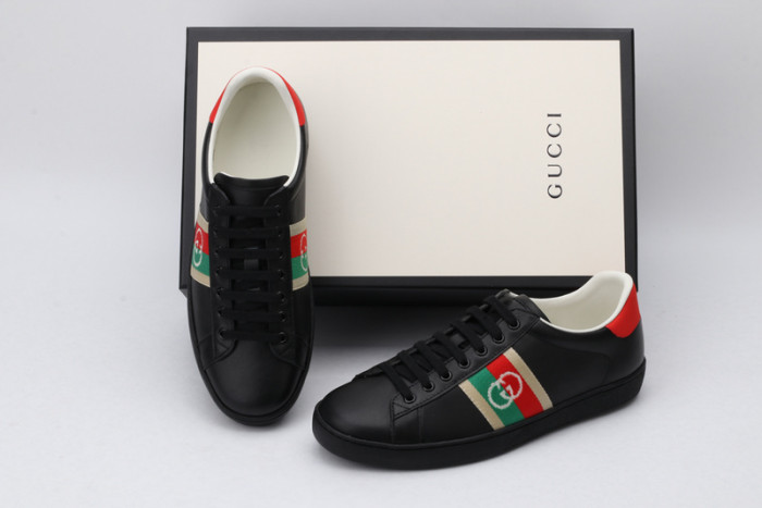 gi ace embroidered low-top sneaker