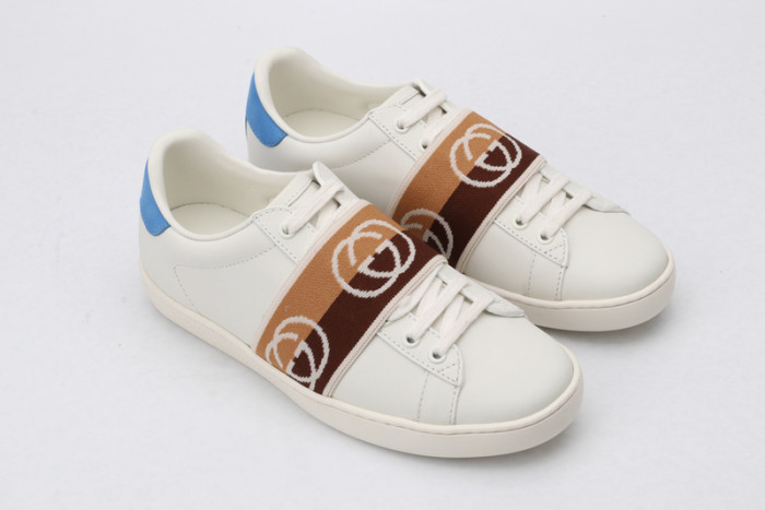 gi ace embroidered low-top sneaker