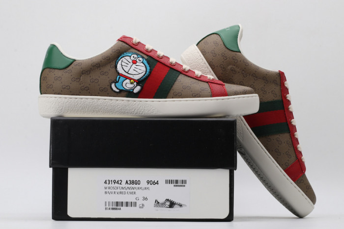 gi ace embroidered low-top sneaker