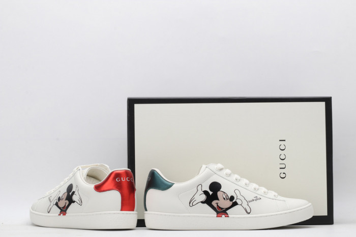 gi ace embroidered low-top sneaker