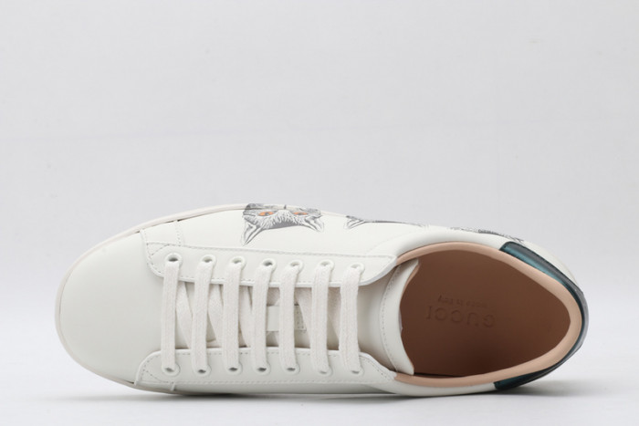 gi ace embroidered low-top sneaker