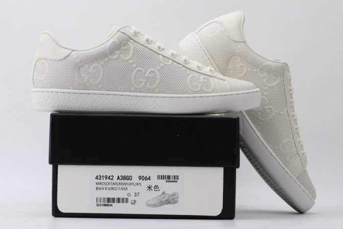 gi ace embroidered low-top sneaker