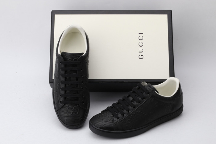 gi ace embroidered low-top sneaker