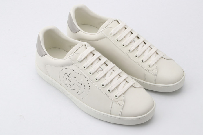 gi ace embroidered low-top sneaker
