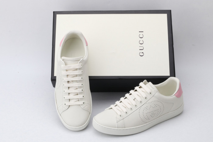 gi ace embroidered low-top sneaker
