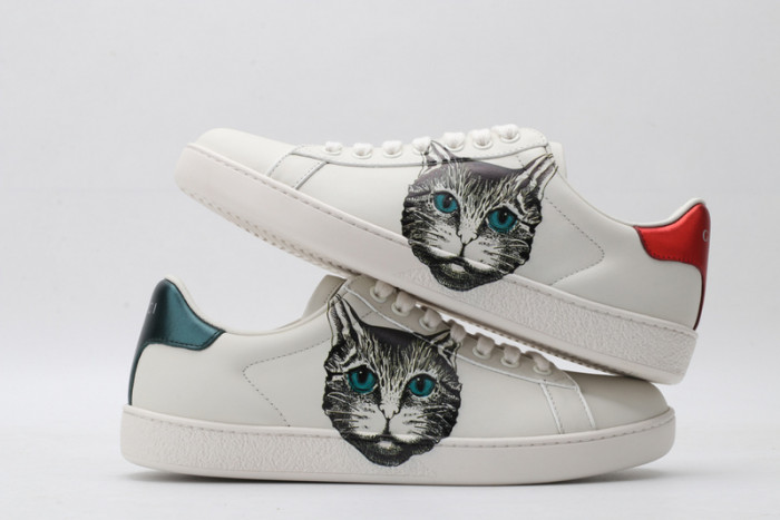 gi ace embroidered low-top sneaker