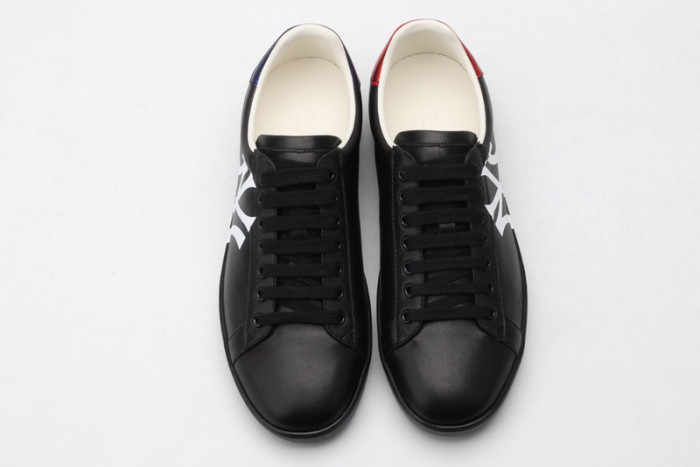gi ace embroidered low-top sneaker