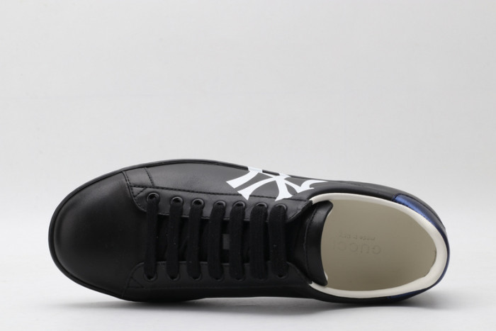gi ace embroidered low-top sneaker