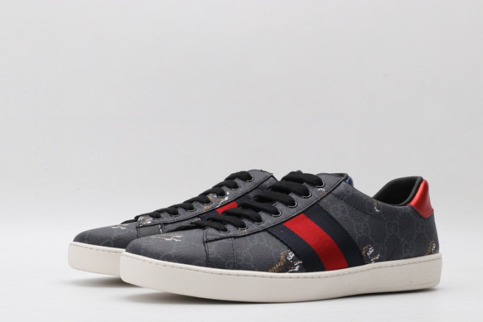 gi ace embroidered low-top sneaker