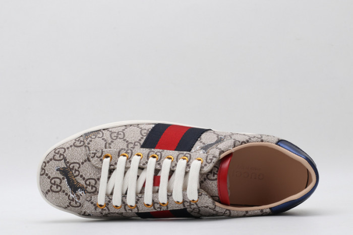 gi ace embroidered low-top sneaker