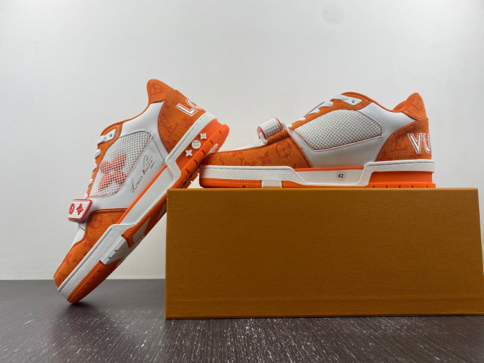 lovt sneaker