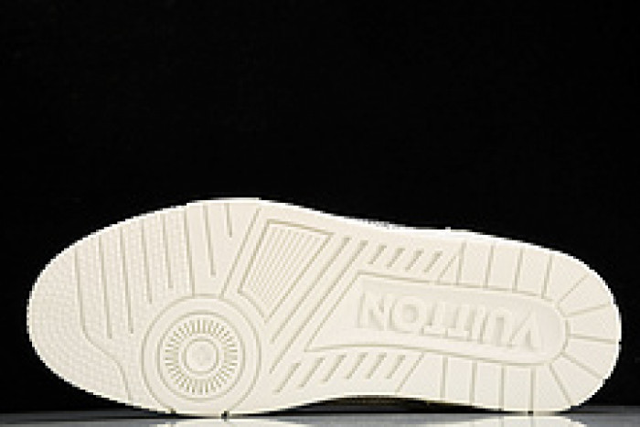 lovt sneaker