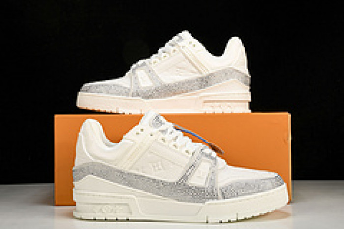 lovt sneaker