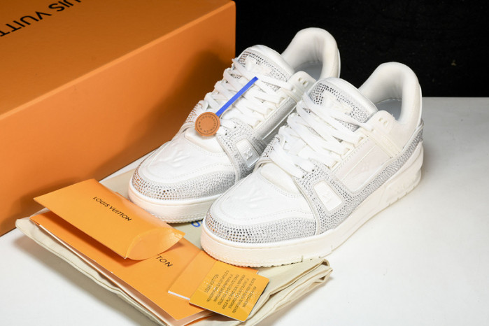 lovt sneaker