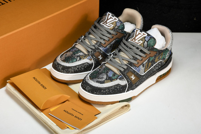 lovt sneaker