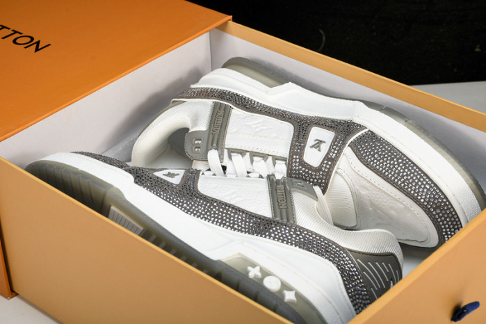 lovt sneaker