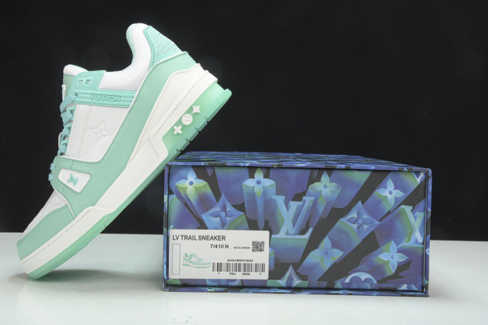 lovt sneaker