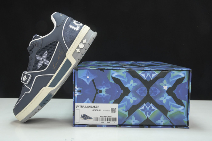 lovt sneaker