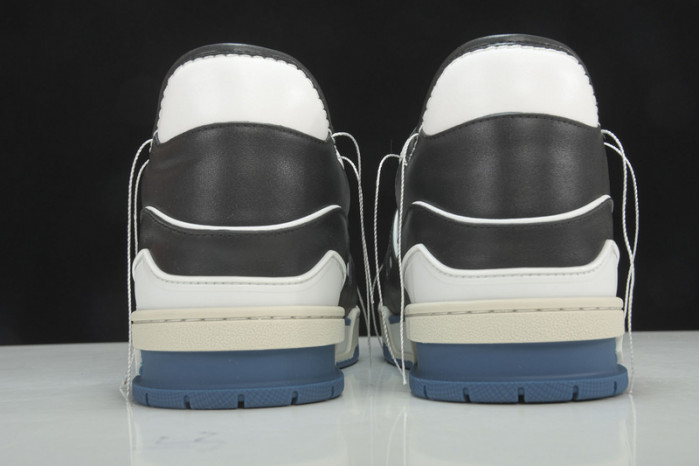 lovt sneaker