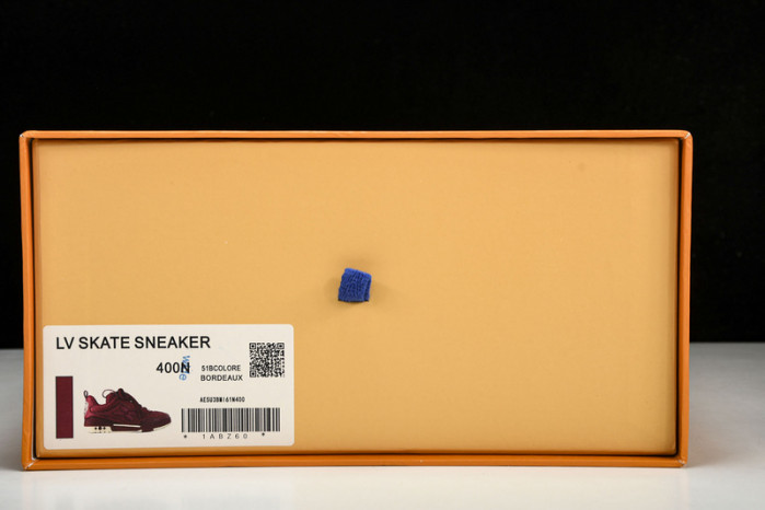 lovt sneaker
