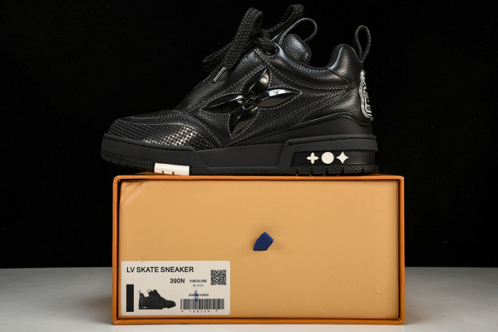 lovt sneaker
