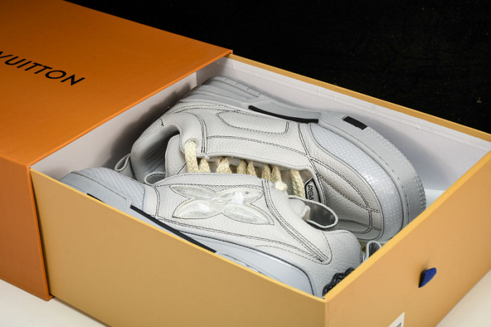 lovt sneaker