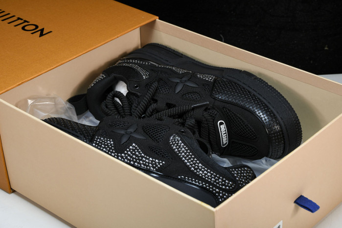 lovt sneaker