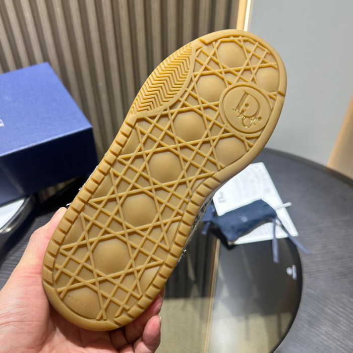 DR B9S SNEAKER