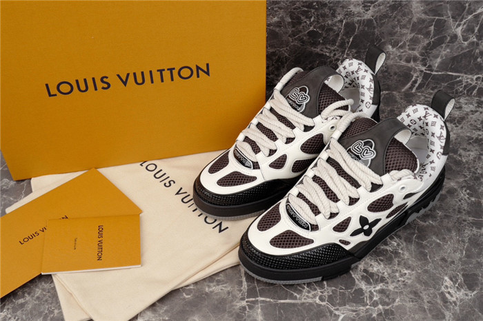 lovt sneaker
