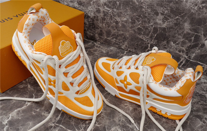 lovt sneaker