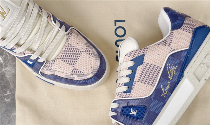 lovt sneaker