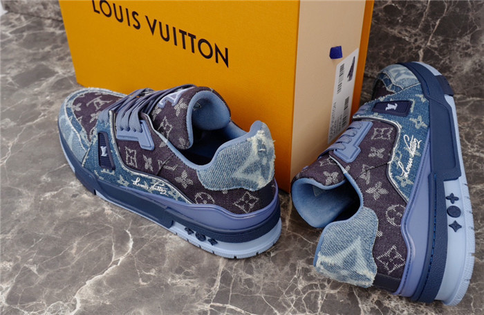lovt sneaker
