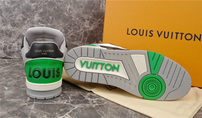 lovt sneaker