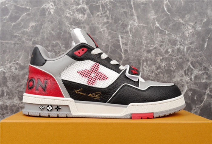 lovt sneaker