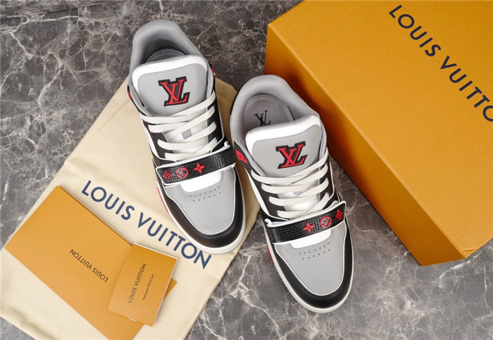lovt sneaker