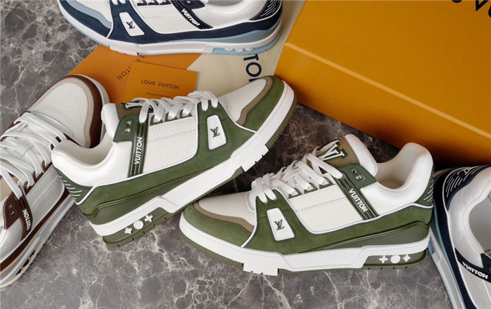 lovt sneaker