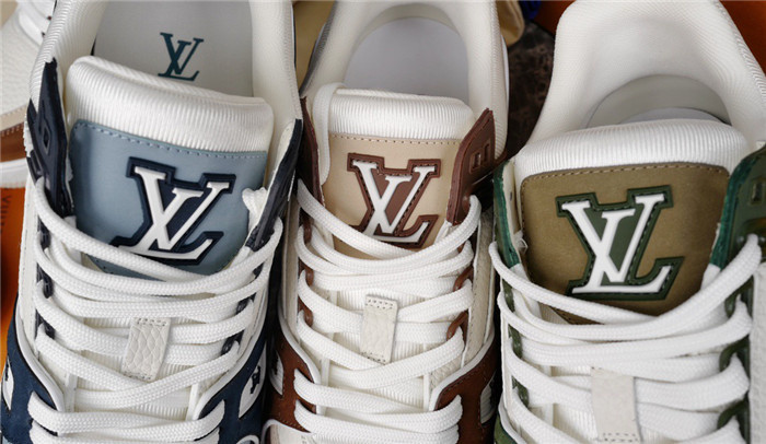 lovt sneaker
