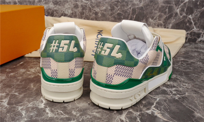 lovt sneaker