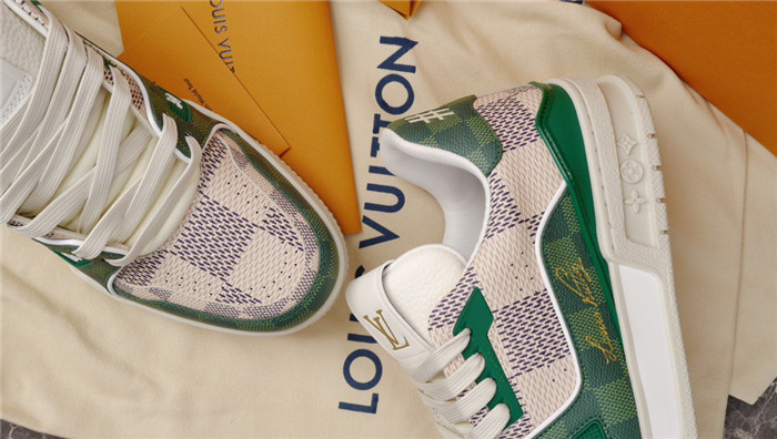 lovt sneaker
