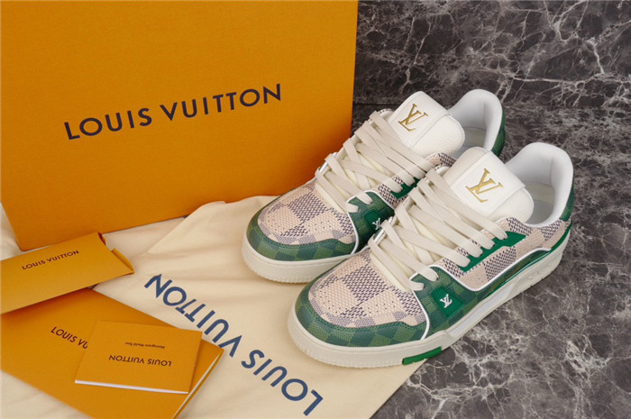 lovt sneaker