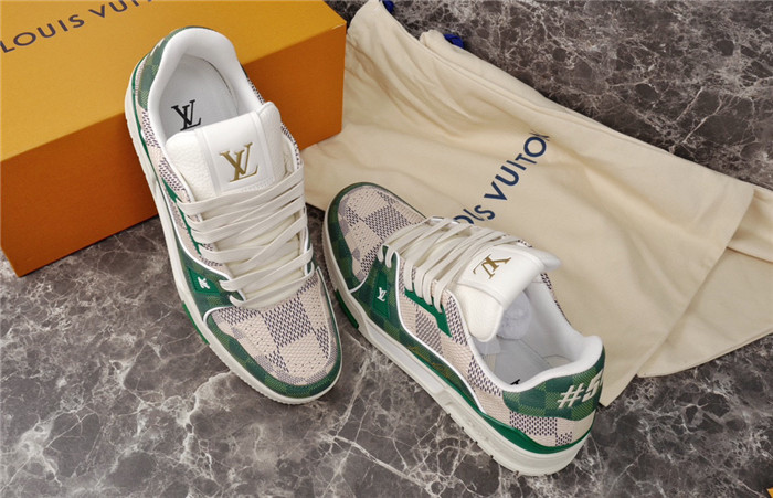 lovt sneaker