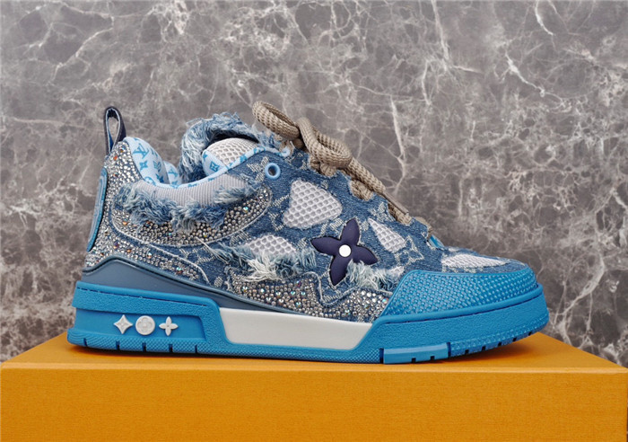 lovt sneaker