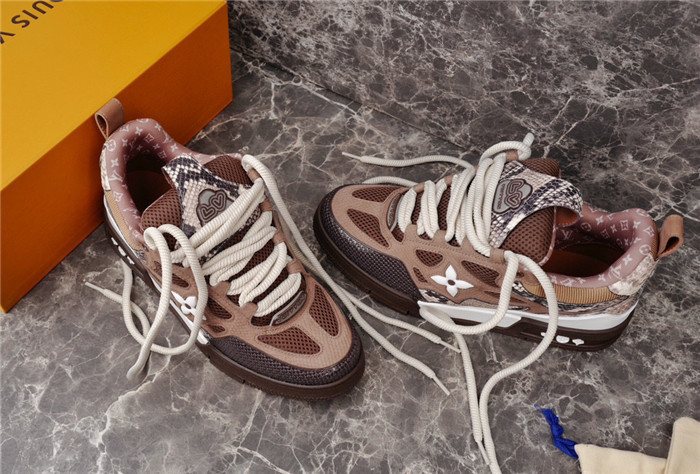 lovt sneaker